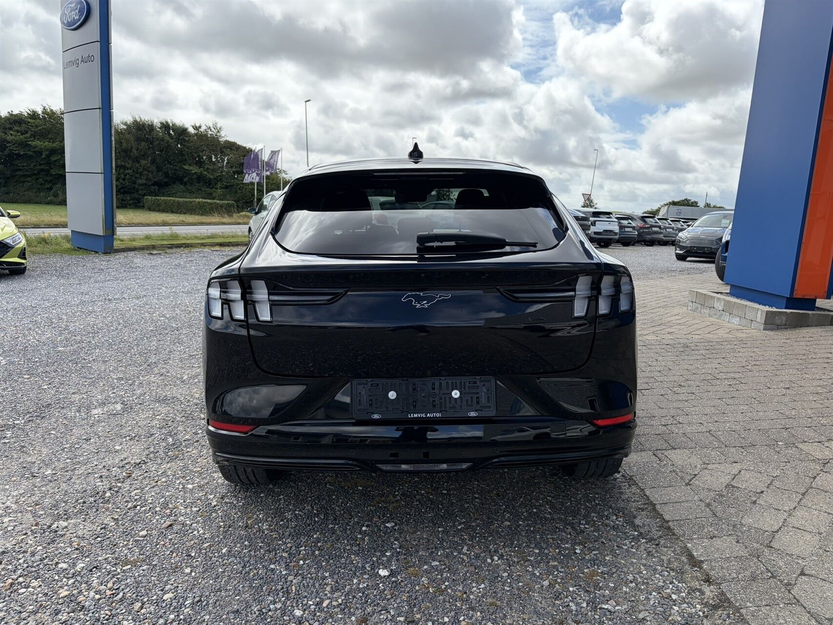 Billede af Ford Mustang Mach-E EL UR Premium 294HK 5d Aut.
