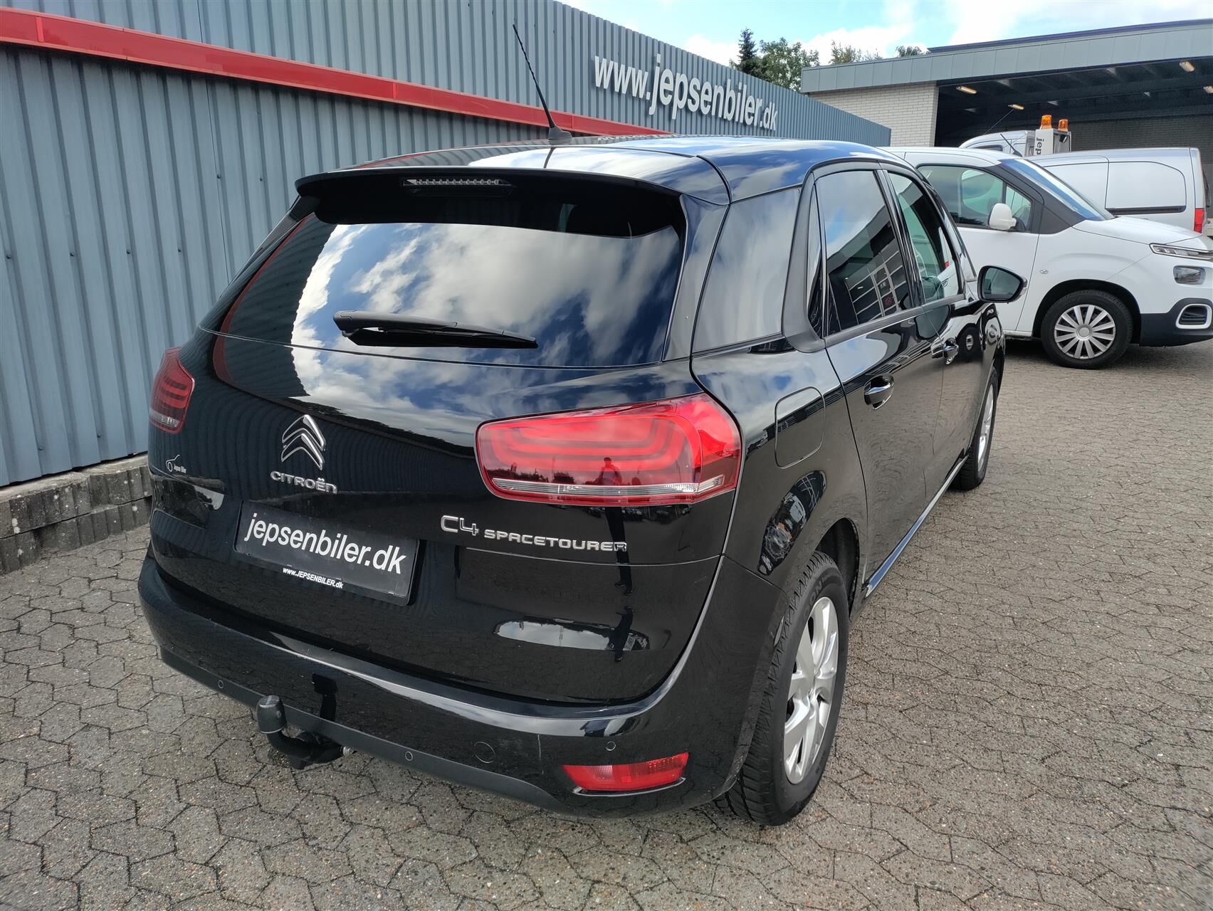 Billede af Citroën C4 SpaceTourer 1,6 Blue HDi Iconic start/stop 120HK