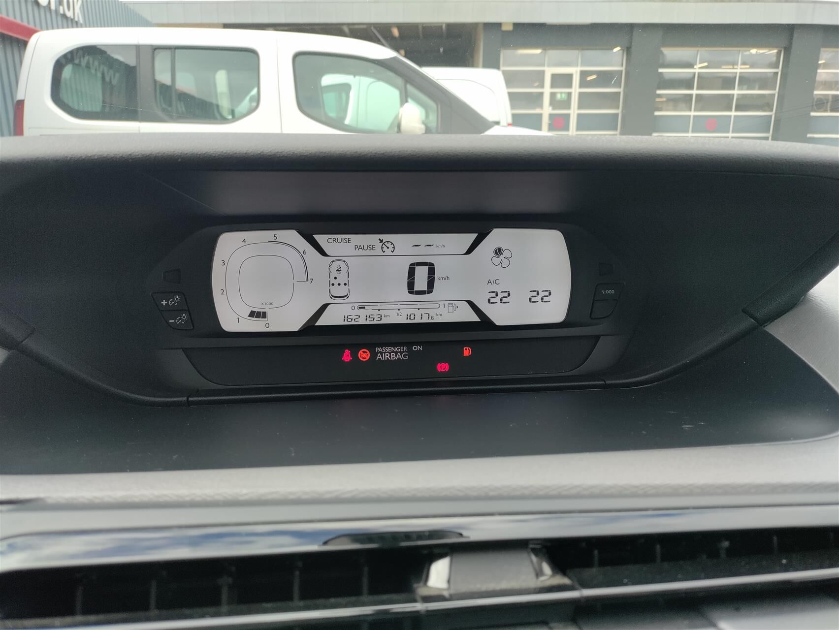 Billede af Citroën C4 SpaceTourer 1,6 Blue HDi Iconic start/stop 120HK