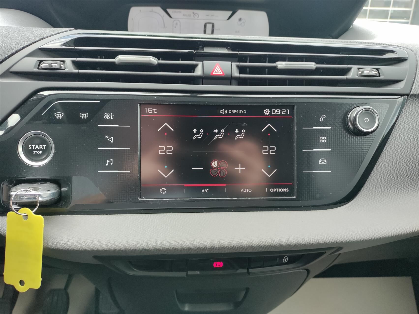 Billede af Citroën C4 SpaceTourer 1,6 Blue HDi Iconic start/stop 120HK