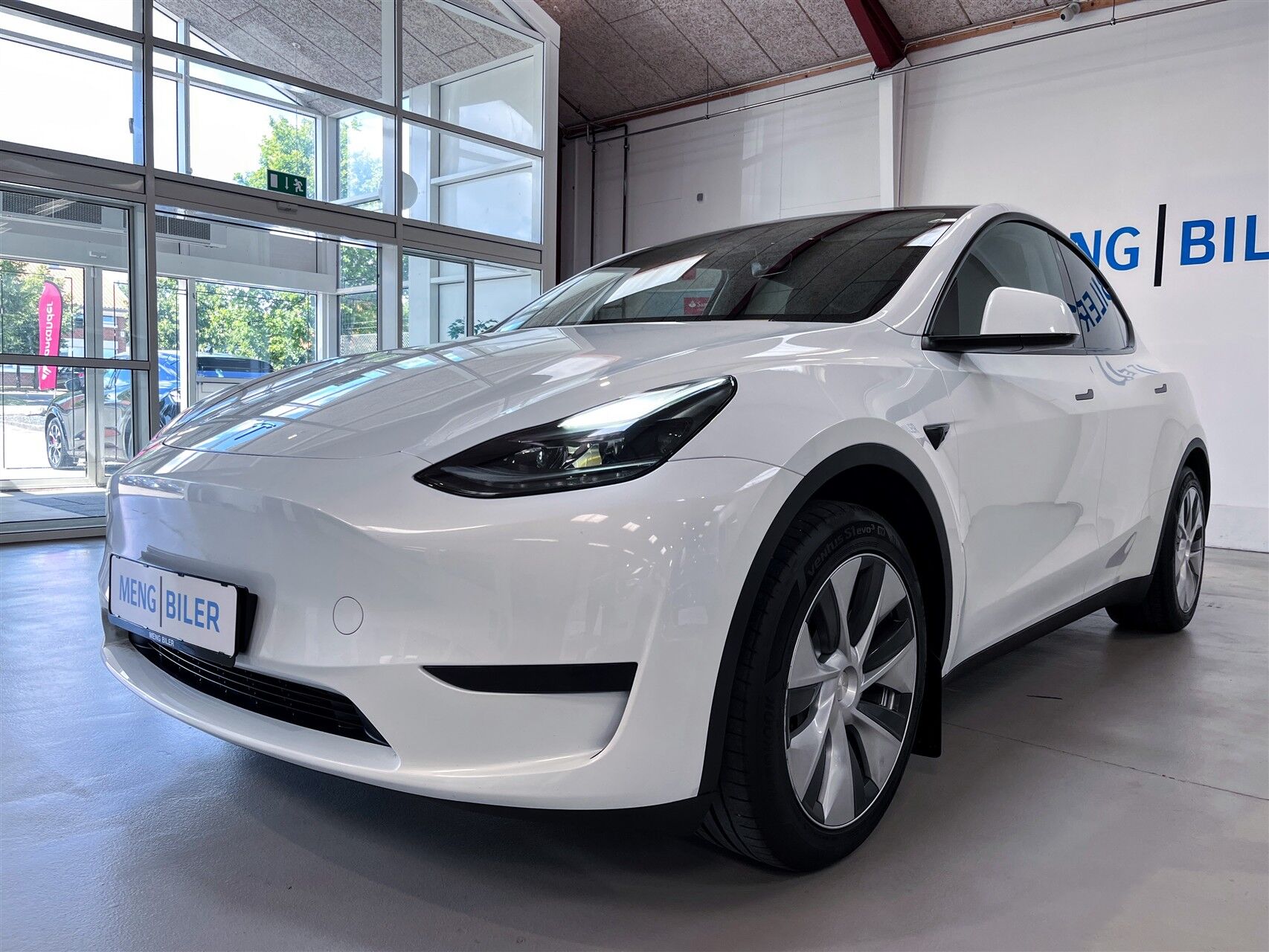 Billede af Tesla Model Y EL RWD 299HK 5d Aut.