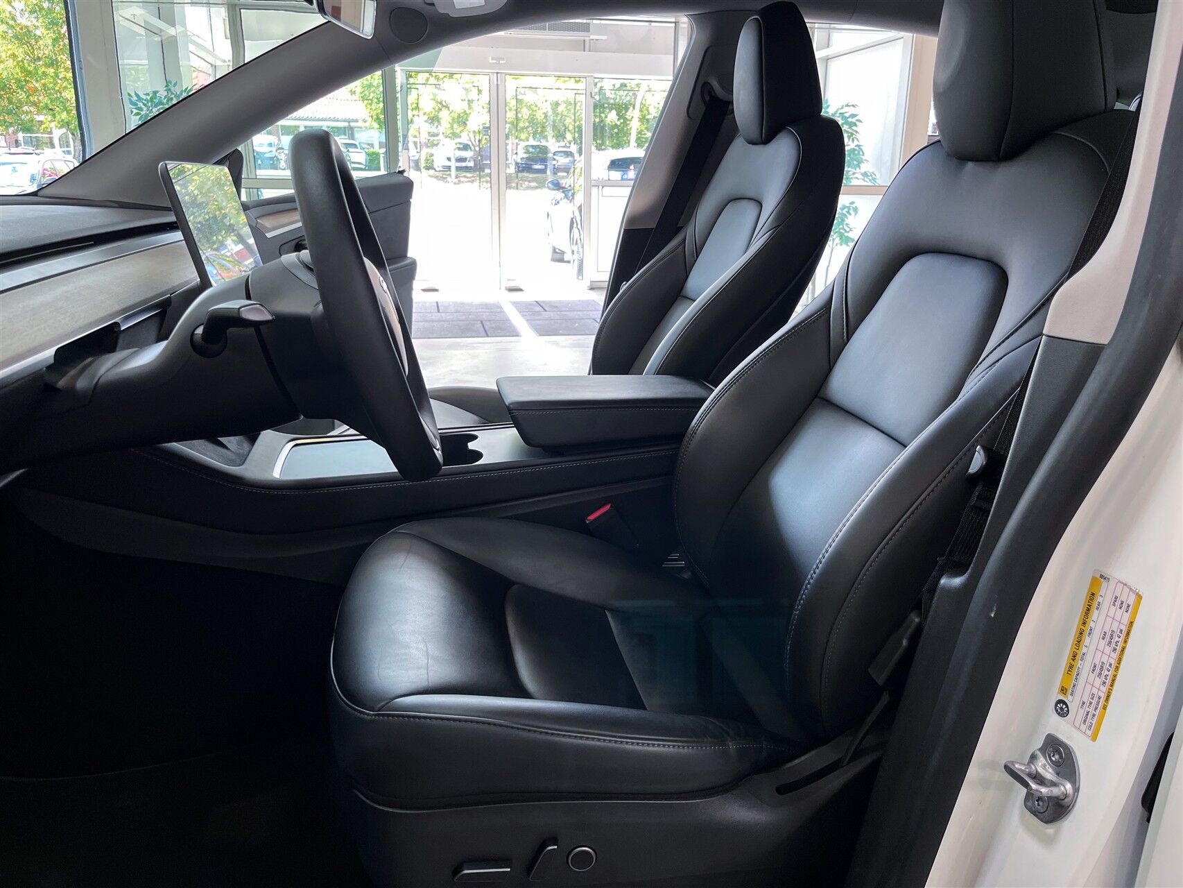 Billede af Tesla Model Y EL RWD 299HK 5d Aut.