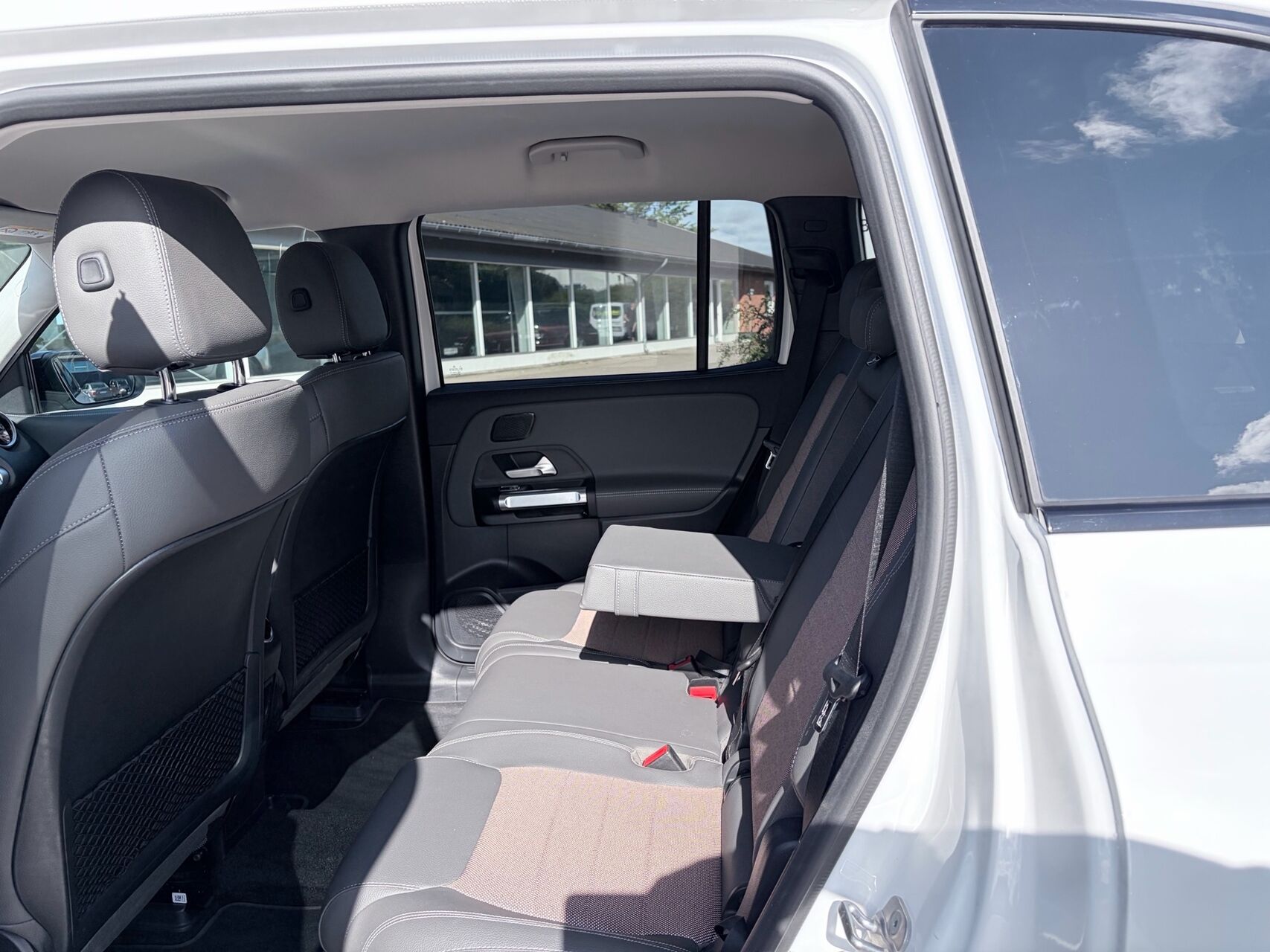 Billede af Mercedes-Benz EQB 300 EL Progressive 4Matic 228HK 5d Aut.