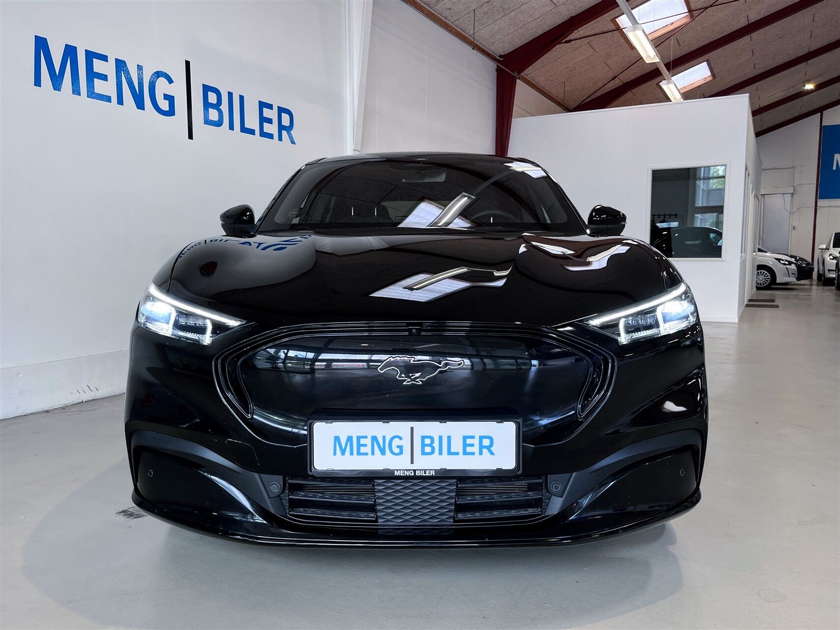 Billede af Ford Mustang Mach-E EL SR Premium AWD 269HK 5d Aut.