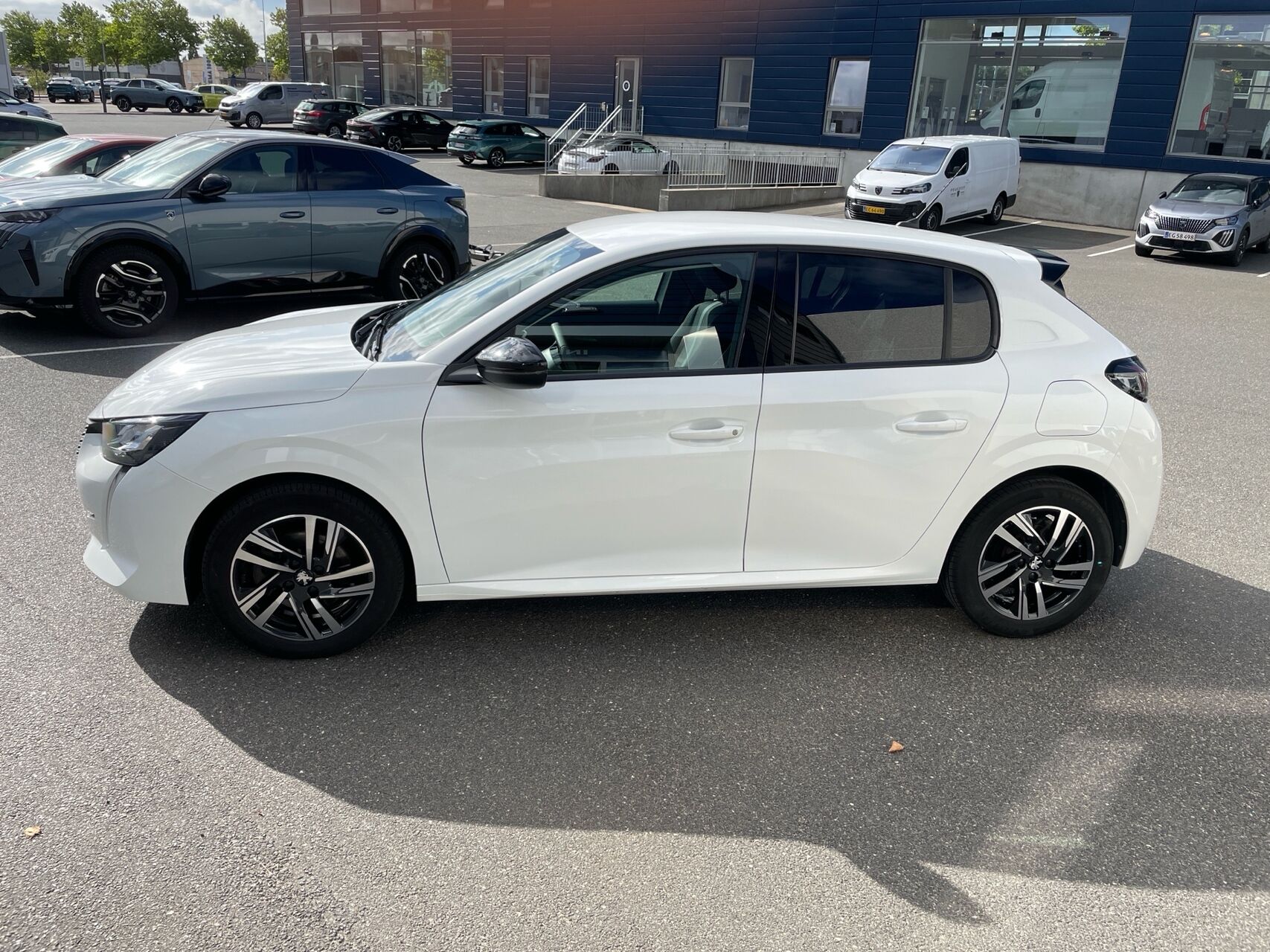 Billede af Peugeot 208 1,2 PureTech Allure Pack 100HK 5d 6g