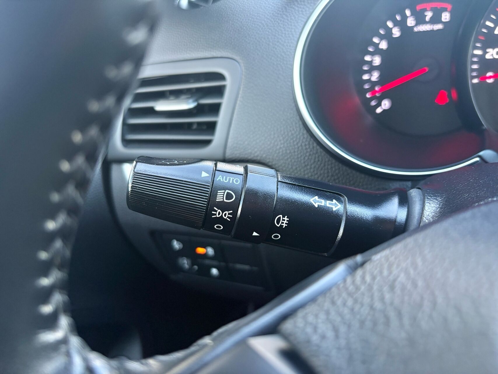 Billede af Kia Picanto 1,0 MPI Attraction Plus 66HK 5d
