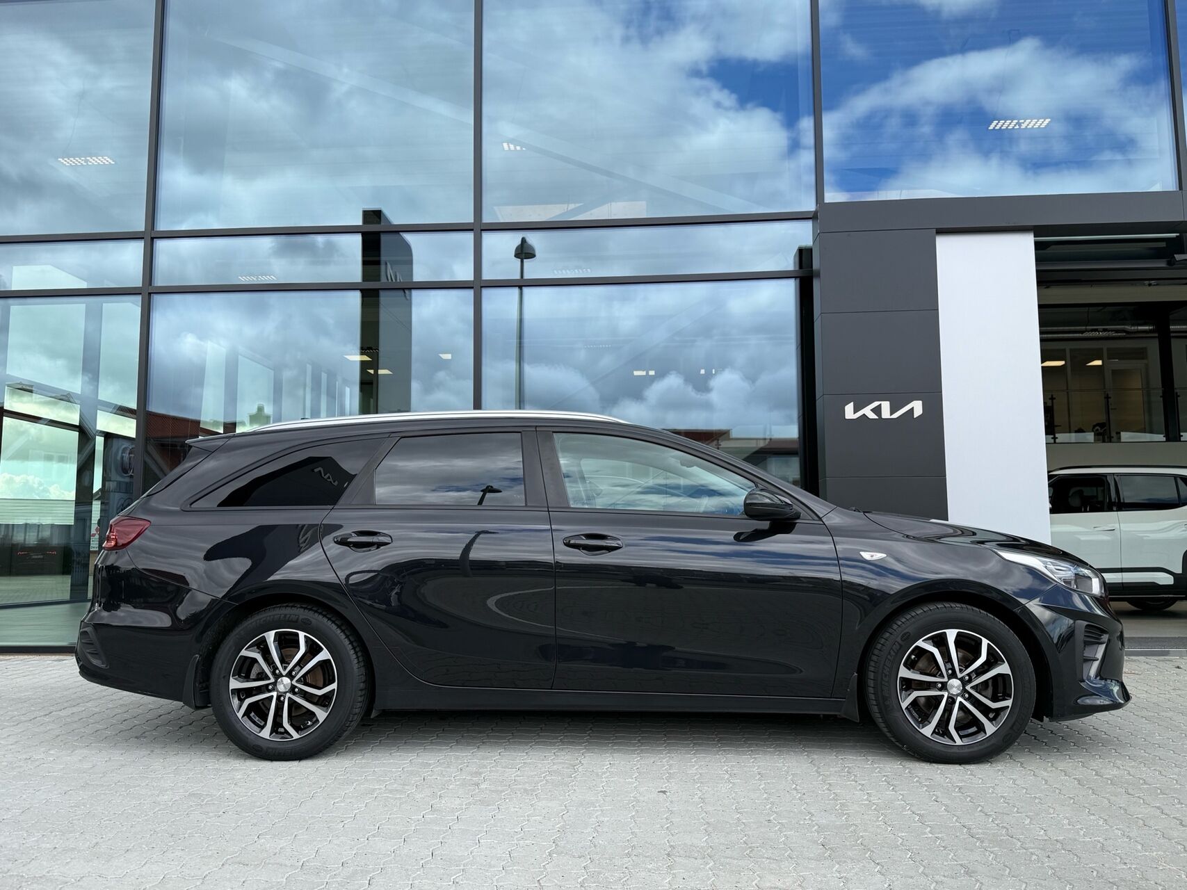 Billede af Kia Ceed SW 1,0 T-GDI Vision 120HK Stc 6g
