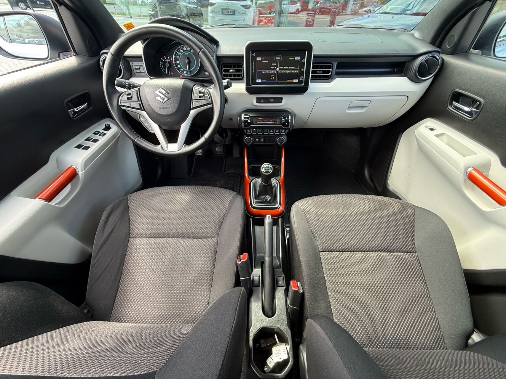 Billede af Suzuki Ignis 1,2 Dualjet Adventure Gold 90HK 5d
