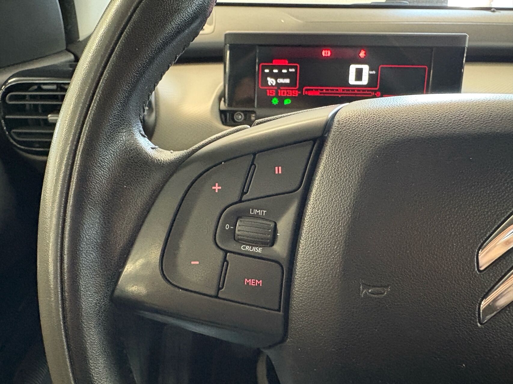 Billede af Citroën C4 Cactus 1,6 Blue HDi Funky start/stop 100HK 5d
