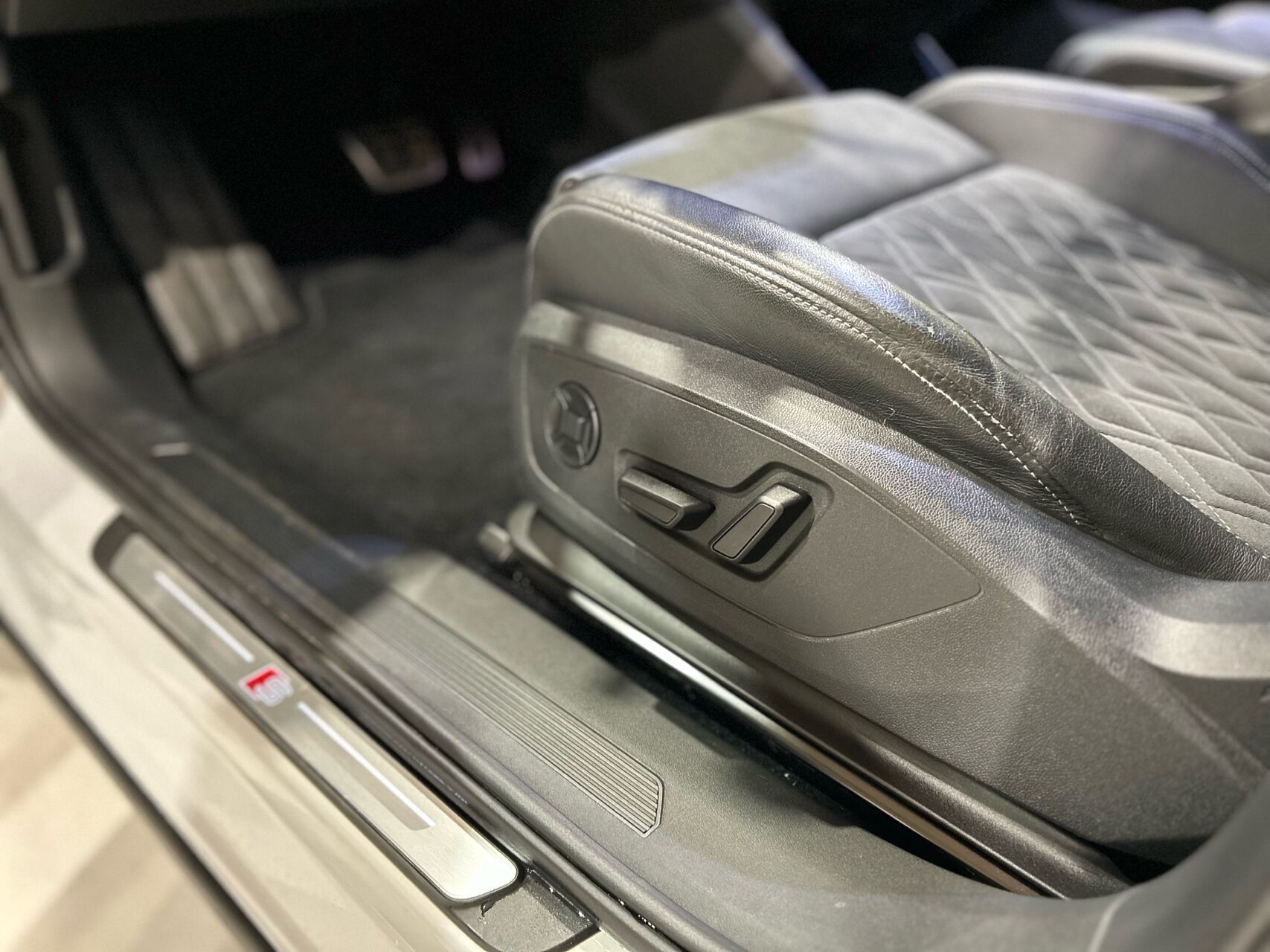 Billede af Audi Q4 Sportback 40 E-tron S Line 204HK 5d Aut.