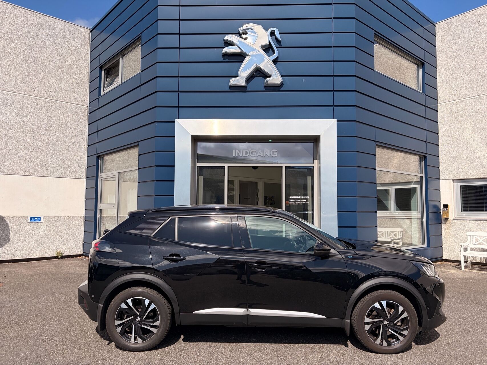 Billede af Peugeot e-2008 EL GT Sky 136HK 5d Aut.