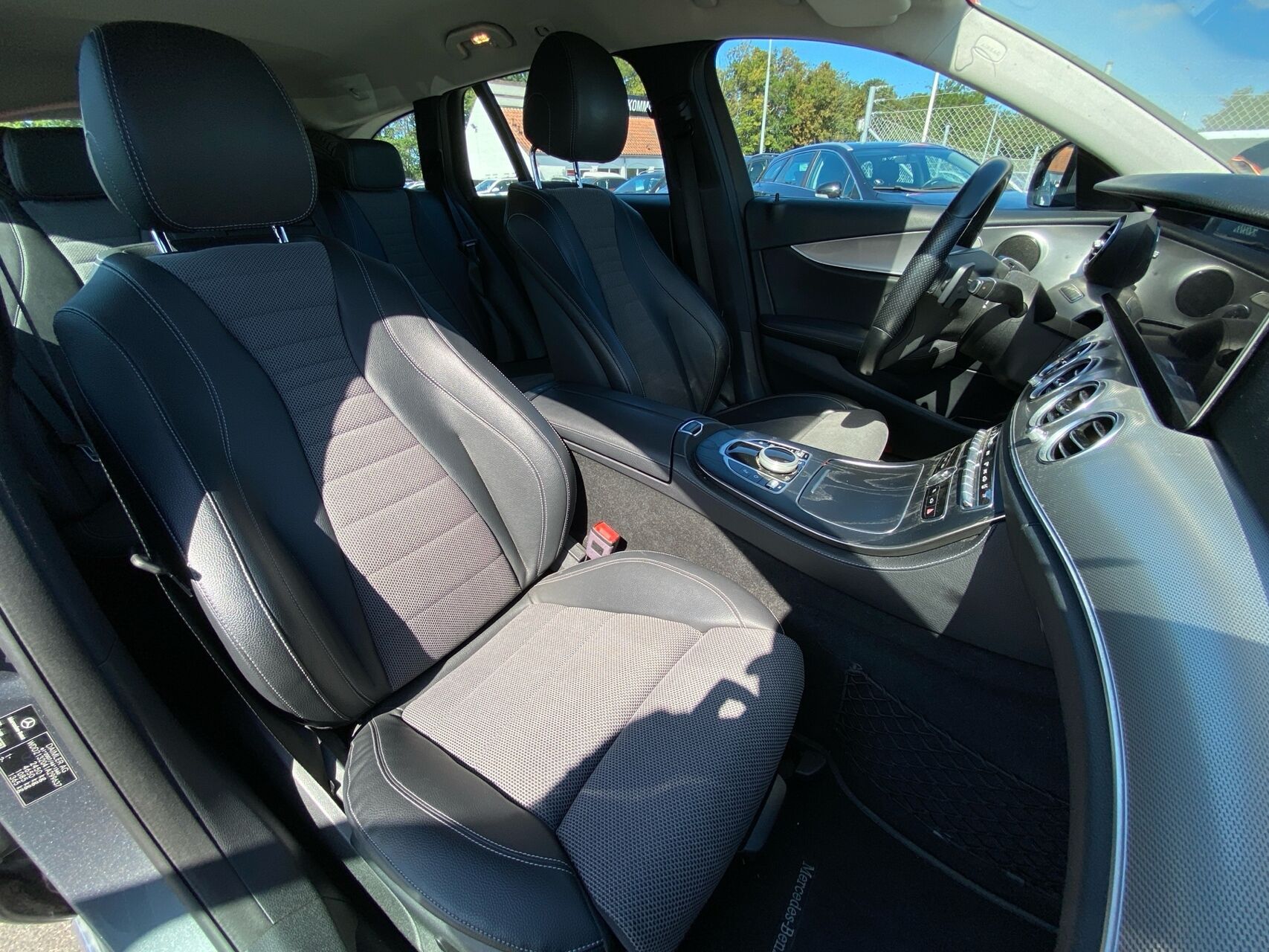 Billede af Mercedes-Benz E220 d T 2,0 D Avantgarde 9G-Tronic 194HK Stc Aut.