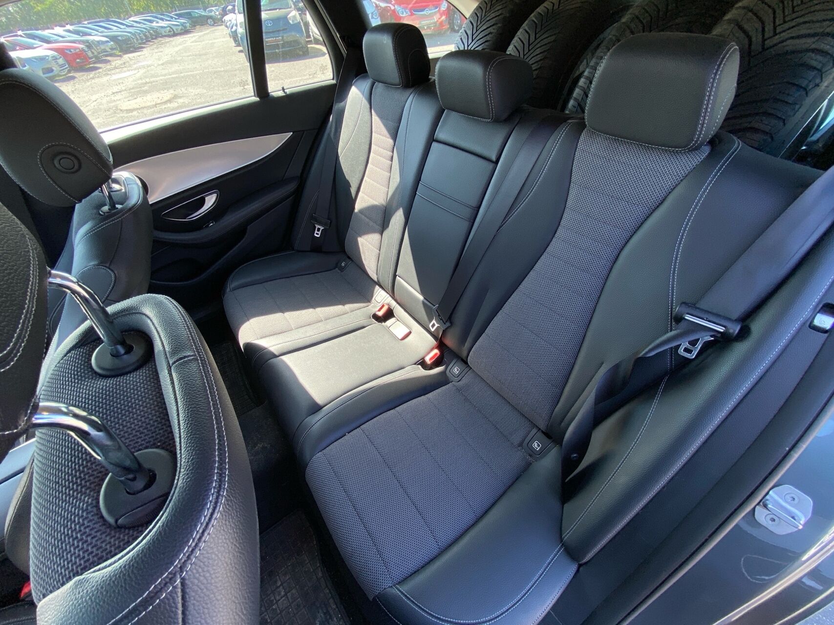 Billede af Mercedes-Benz E220 d T 2,0 D Avantgarde 9G-Tronic 194HK Stc Aut.