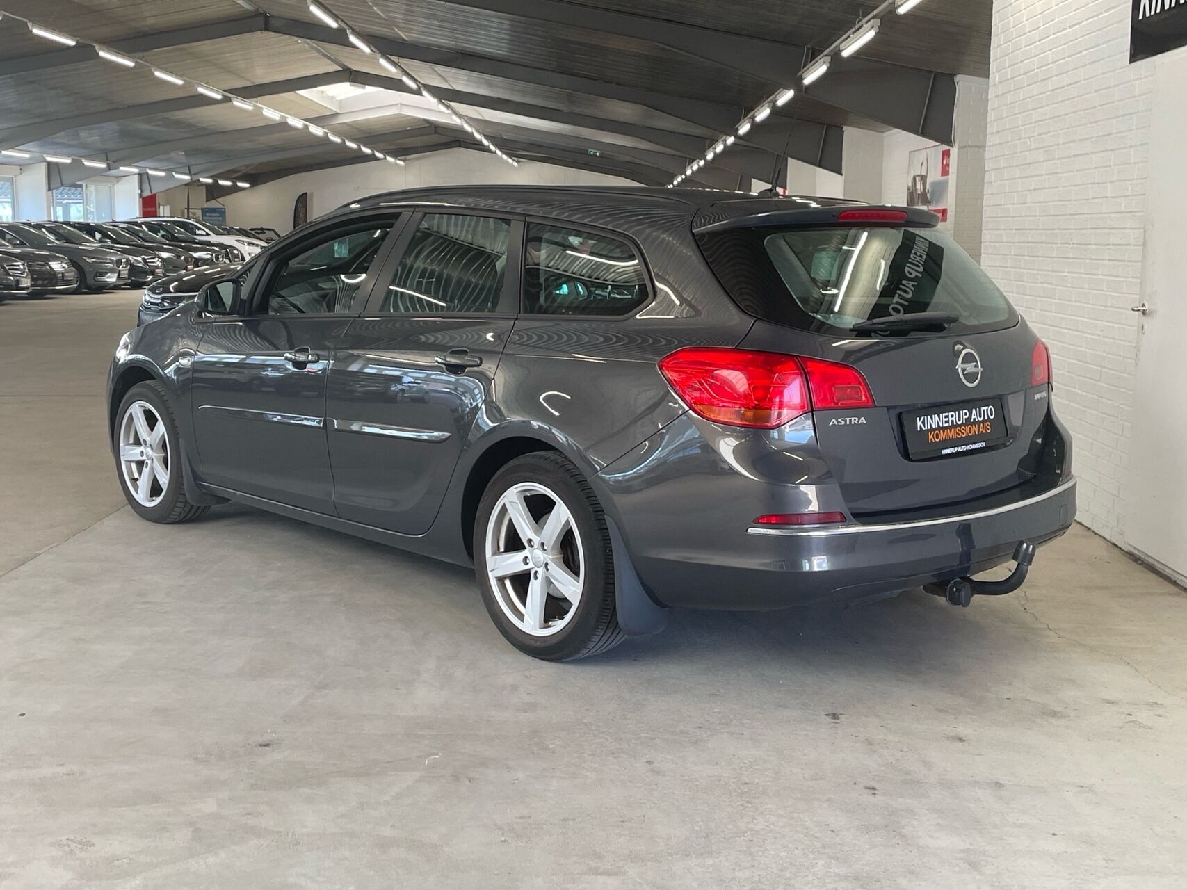 Billede af Opel Astra Sports Tourer 1,4 Turbo Enjoy Start/Stop 140HK Stc 6g