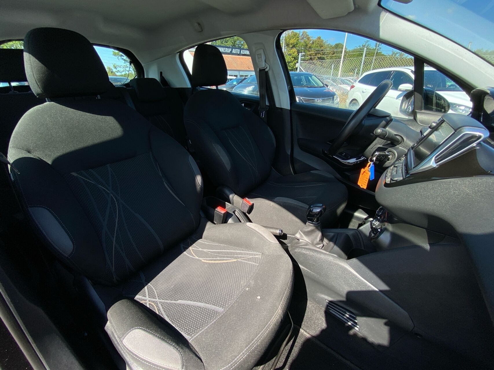 Billede af Peugeot 208 1,0 VTi Access 68HK 5d