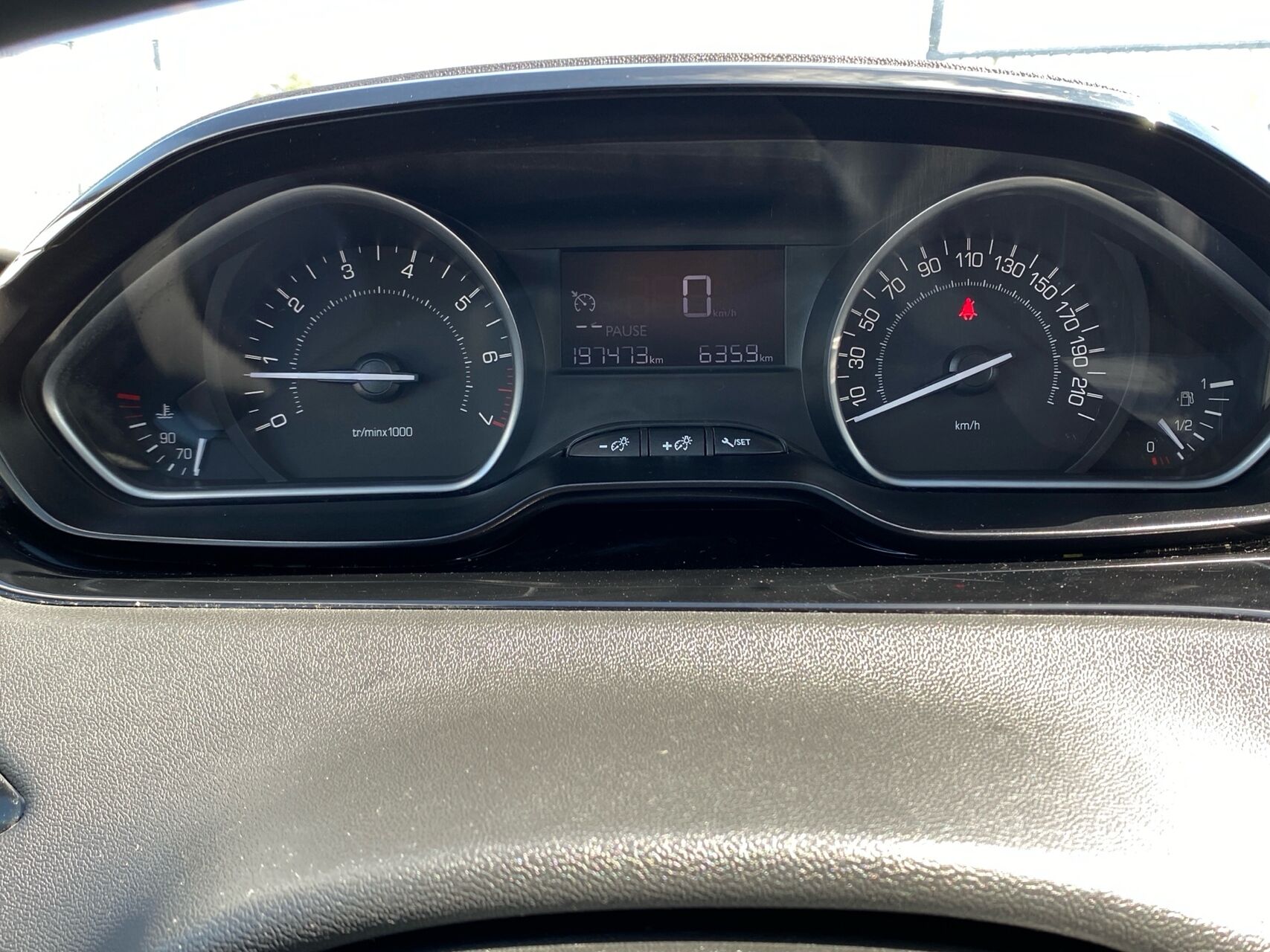 Billede af Peugeot 208 1,2 VTi Plus+ 82HK 5d