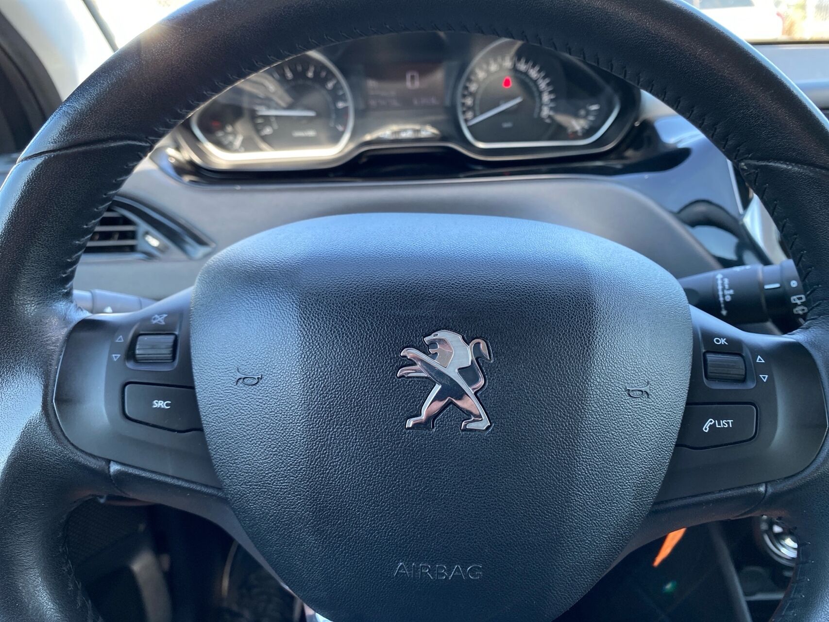Billede af Peugeot 208 1,2 VTi Plus+ 82HK 5d