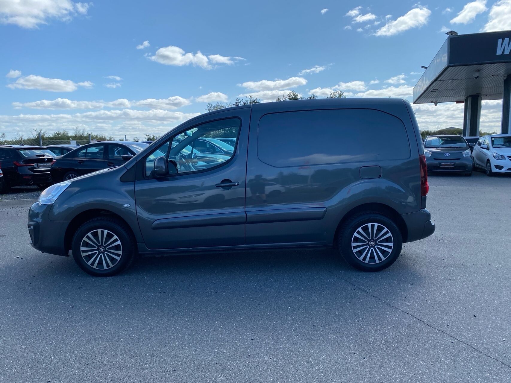 Billede af Peugeot Partner L1 1,6 BlueHDi Premium 100HK Van