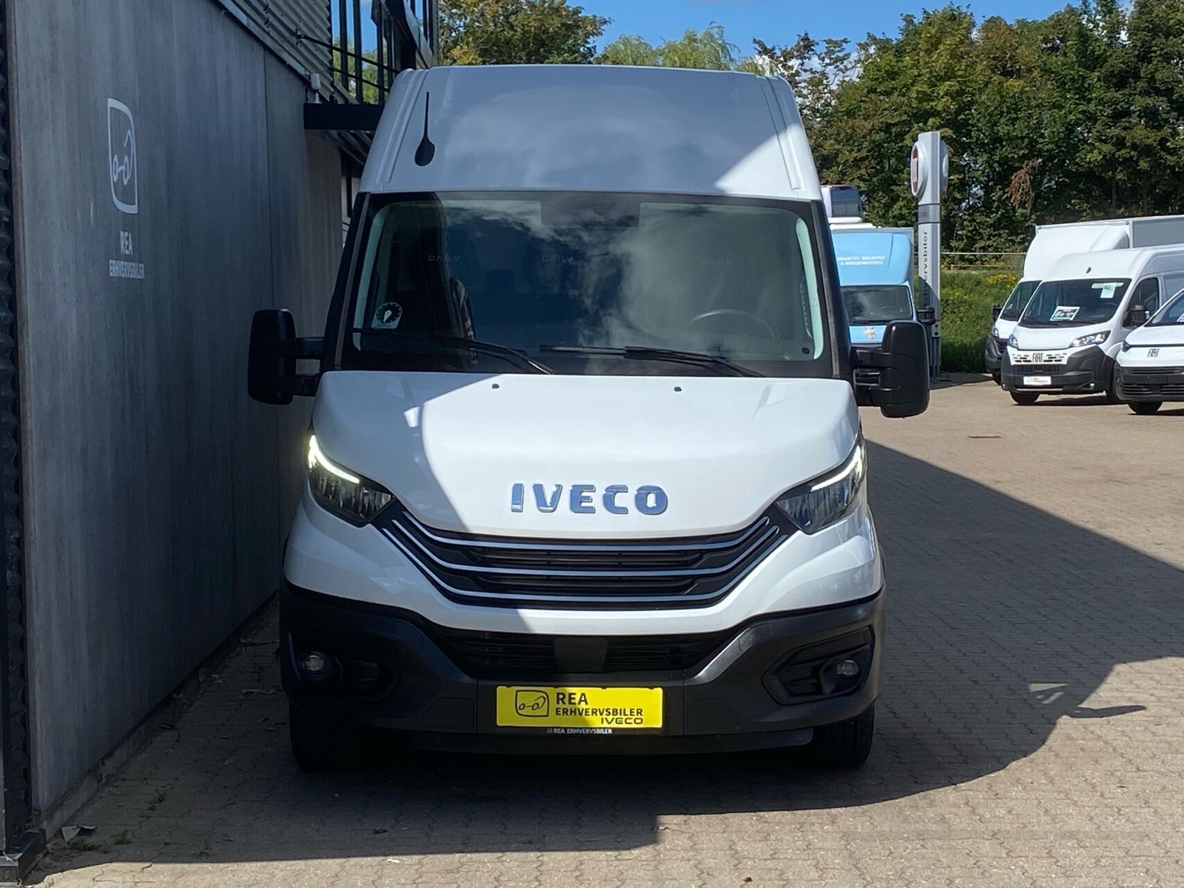 Billede af Iveco Daily 35S18 16m3 3,0 D 180HK Van 8g Aut.