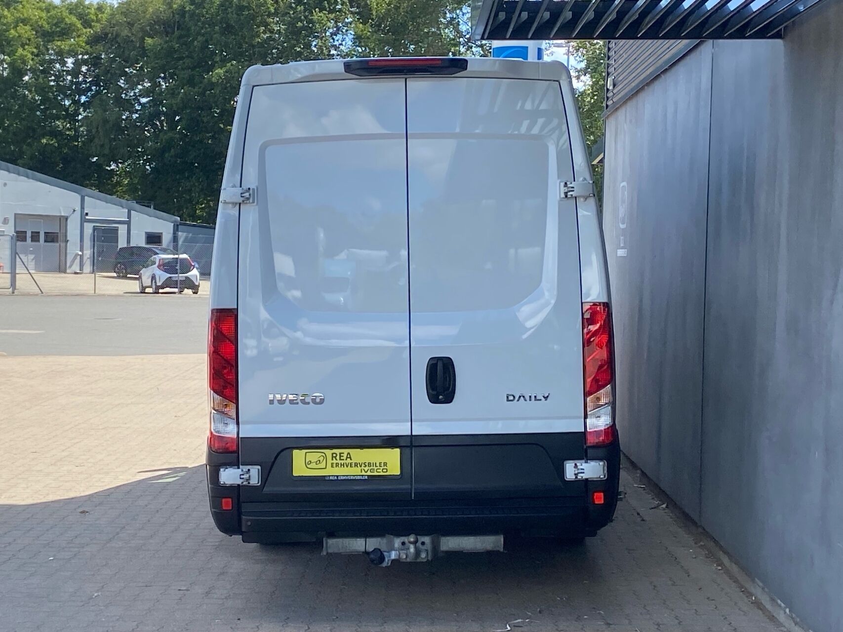 Billede af Iveco Daily 35S18 16m3 3,0 D 180HK Van 8g Aut.