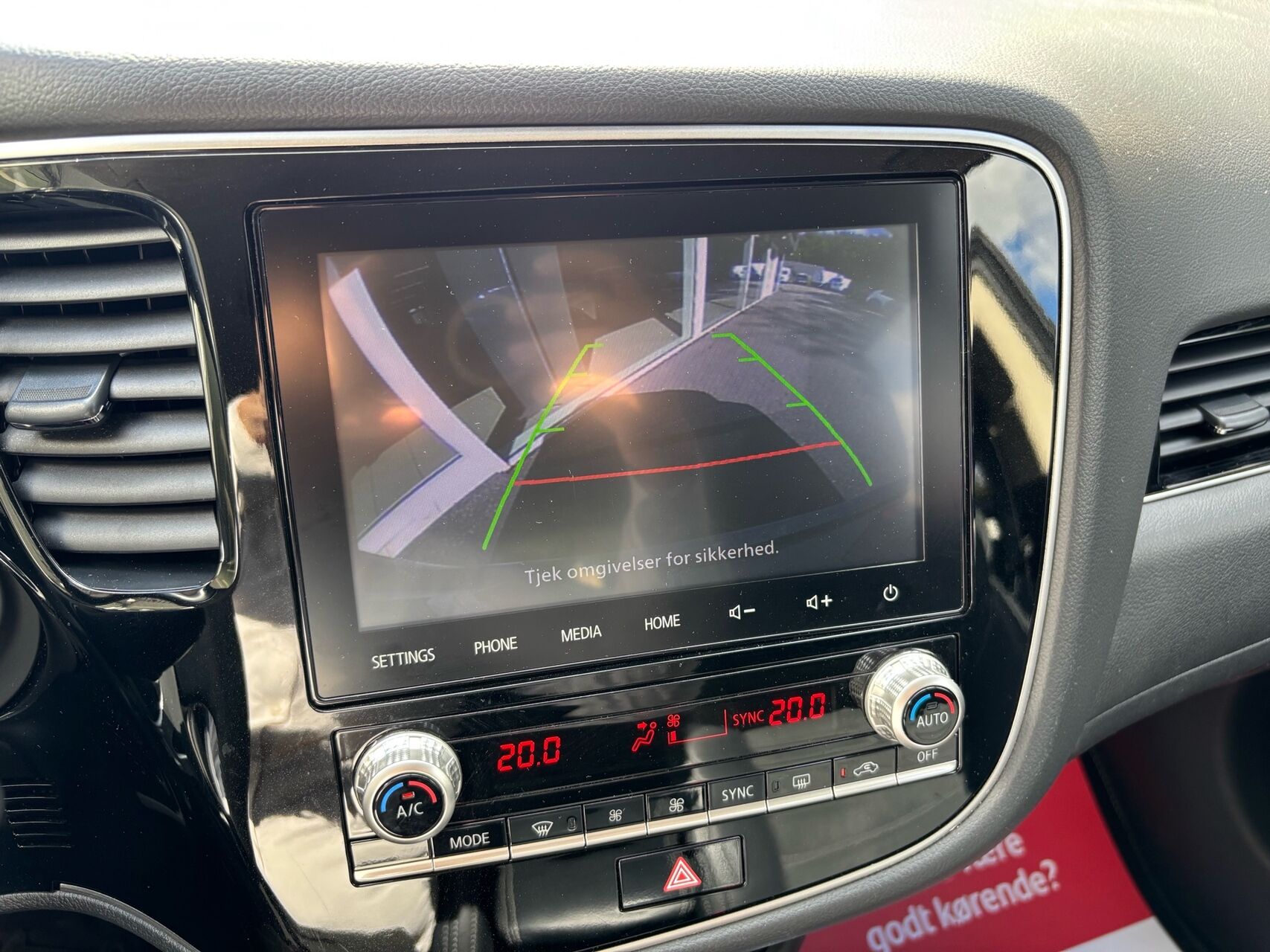 Billede af Mitsubishi Outlander 2,4 PHEV  Plugin-hybrid Intense 4WD 224HK 5d 6g Trinl. Gear