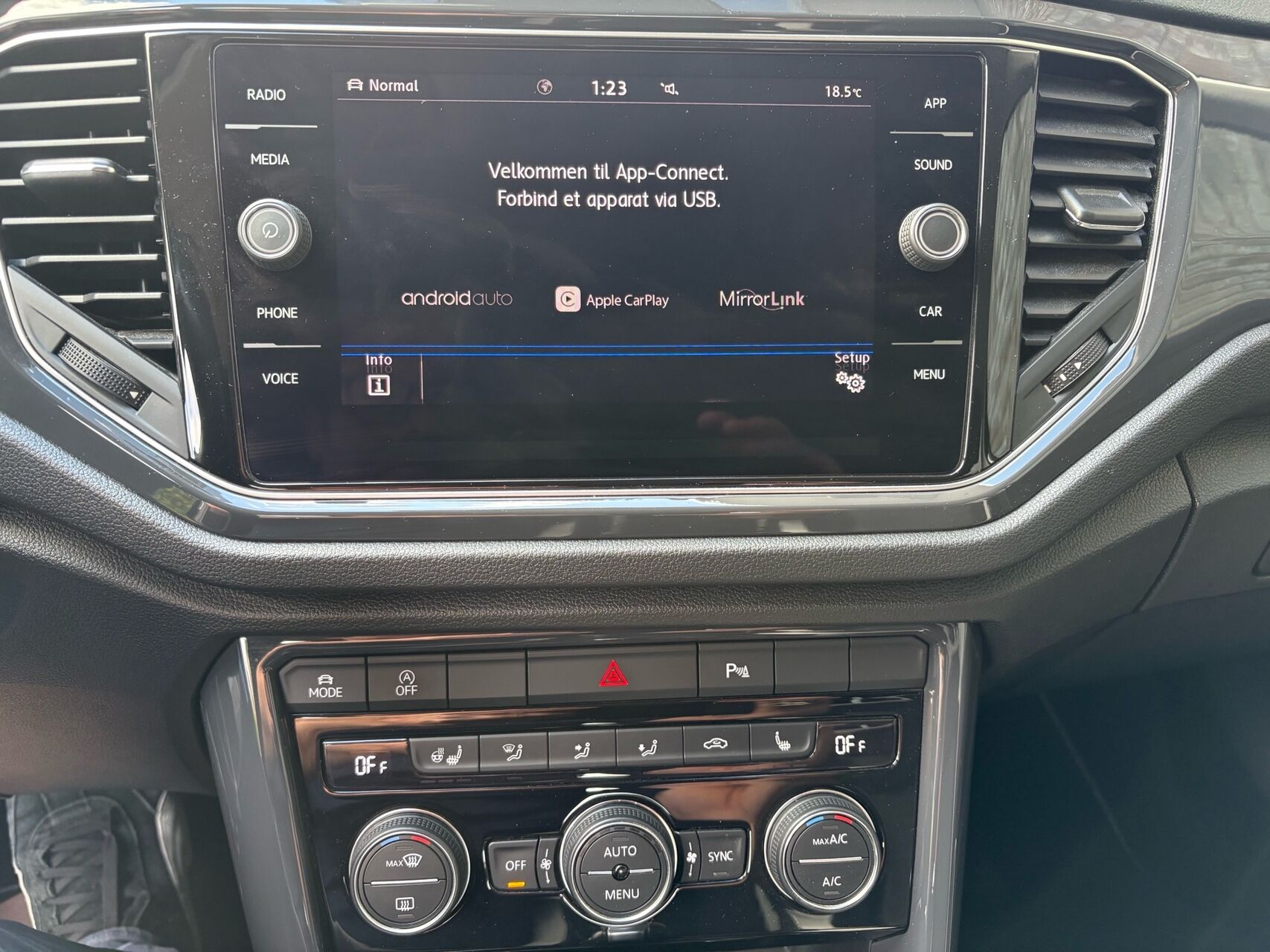 Billede af VW T-Roc 1,5 TSI ACT Sport Plus DSG 150HK 5d 7g Aut.