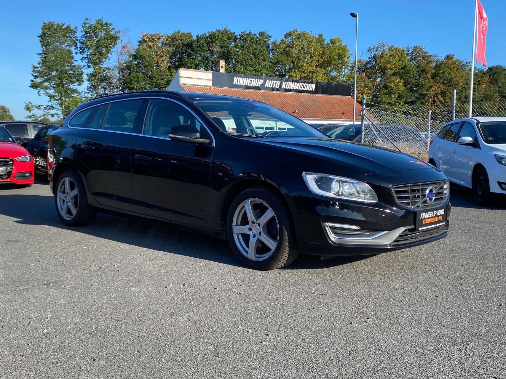 Billede af Volvo V60 2,0 D2 Momentum 120HK Stc 6g Aut.