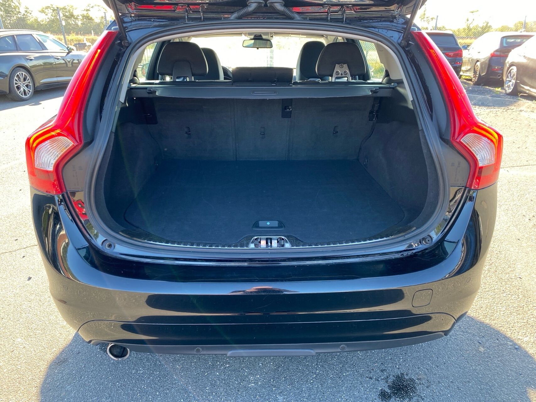 Billede af Volvo V60 2,0 D2 Momentum 120HK Stc 6g Aut.
