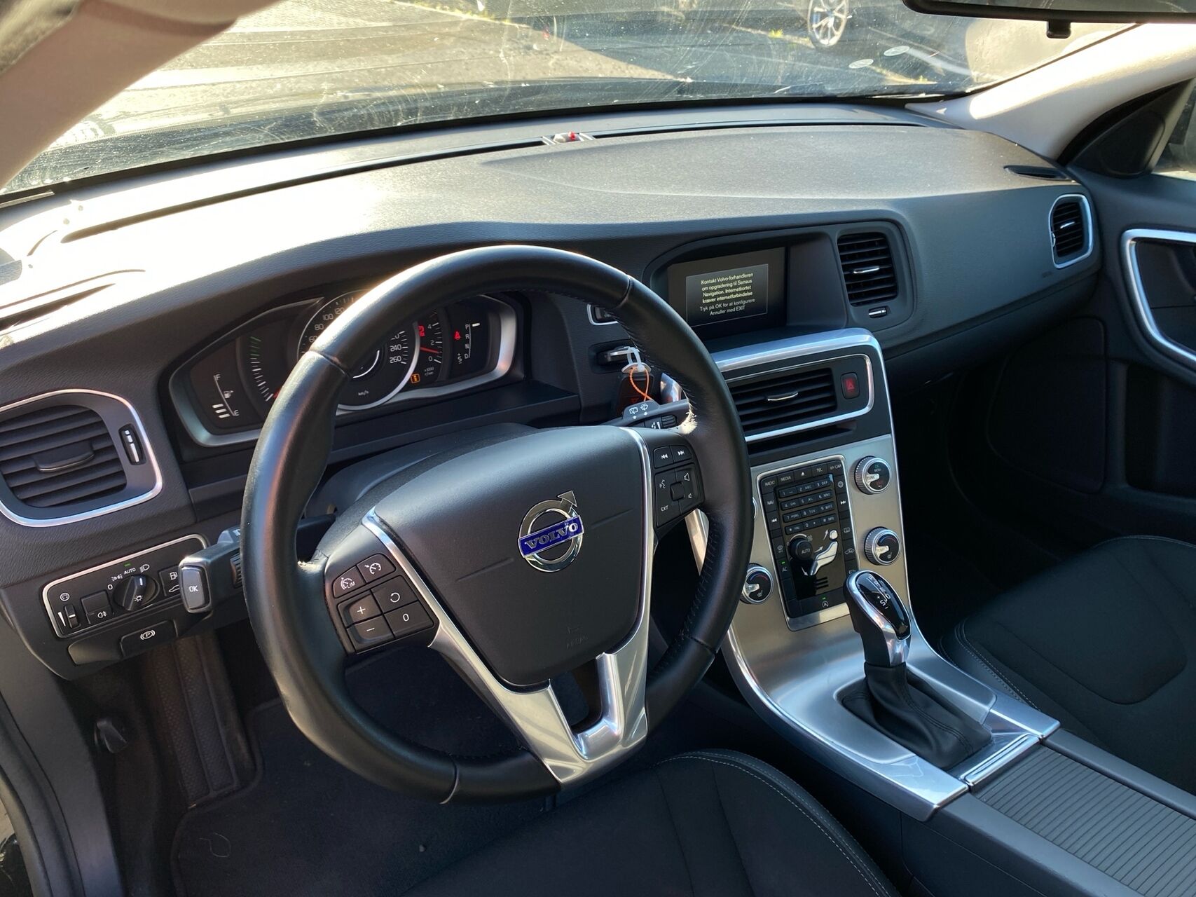 Billede af Volvo V60 2,0 D2 Momentum 120HK Stc 6g Aut.