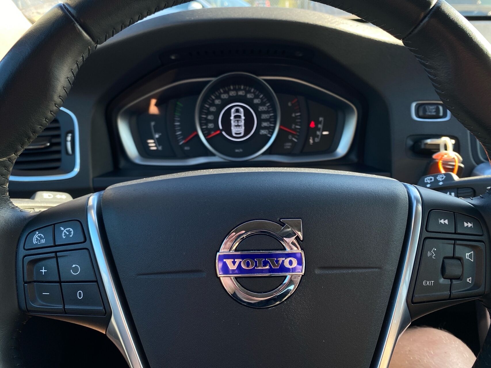 Billede af Volvo V60 2,0 D2 Momentum 120HK Stc 6g Aut.