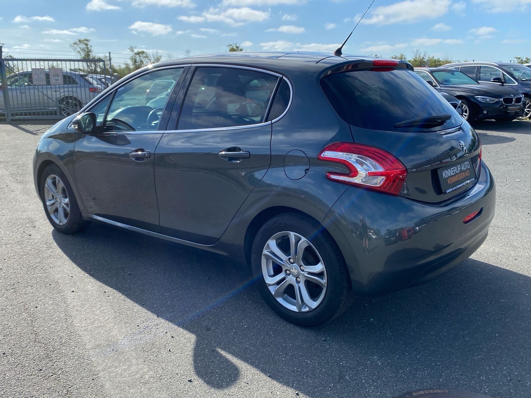 Billede af Peugeot 208 1,2 VTi Supreme 82HK 5d
