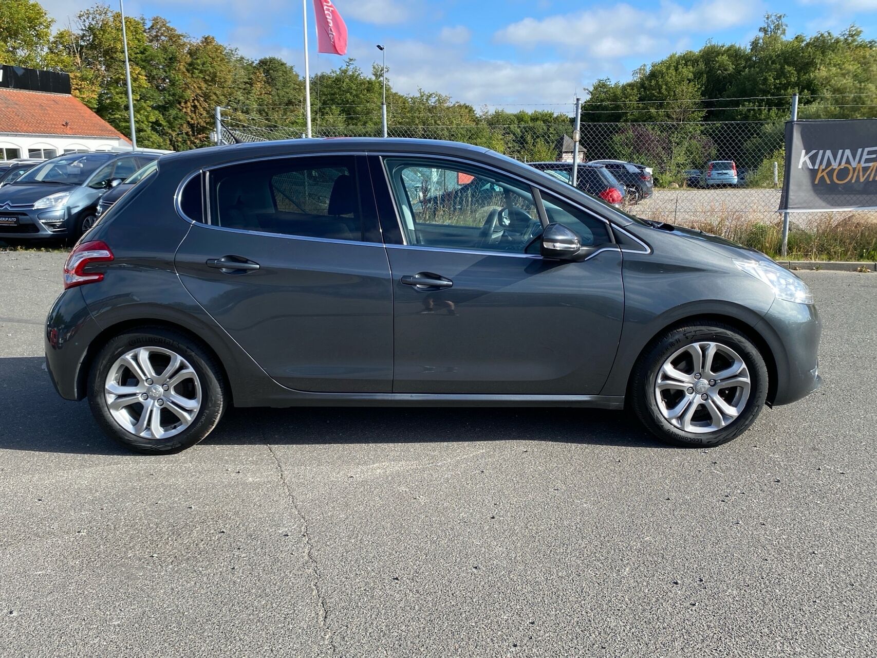 Billede af Peugeot 208 1,2 VTi Supreme 82HK 5d