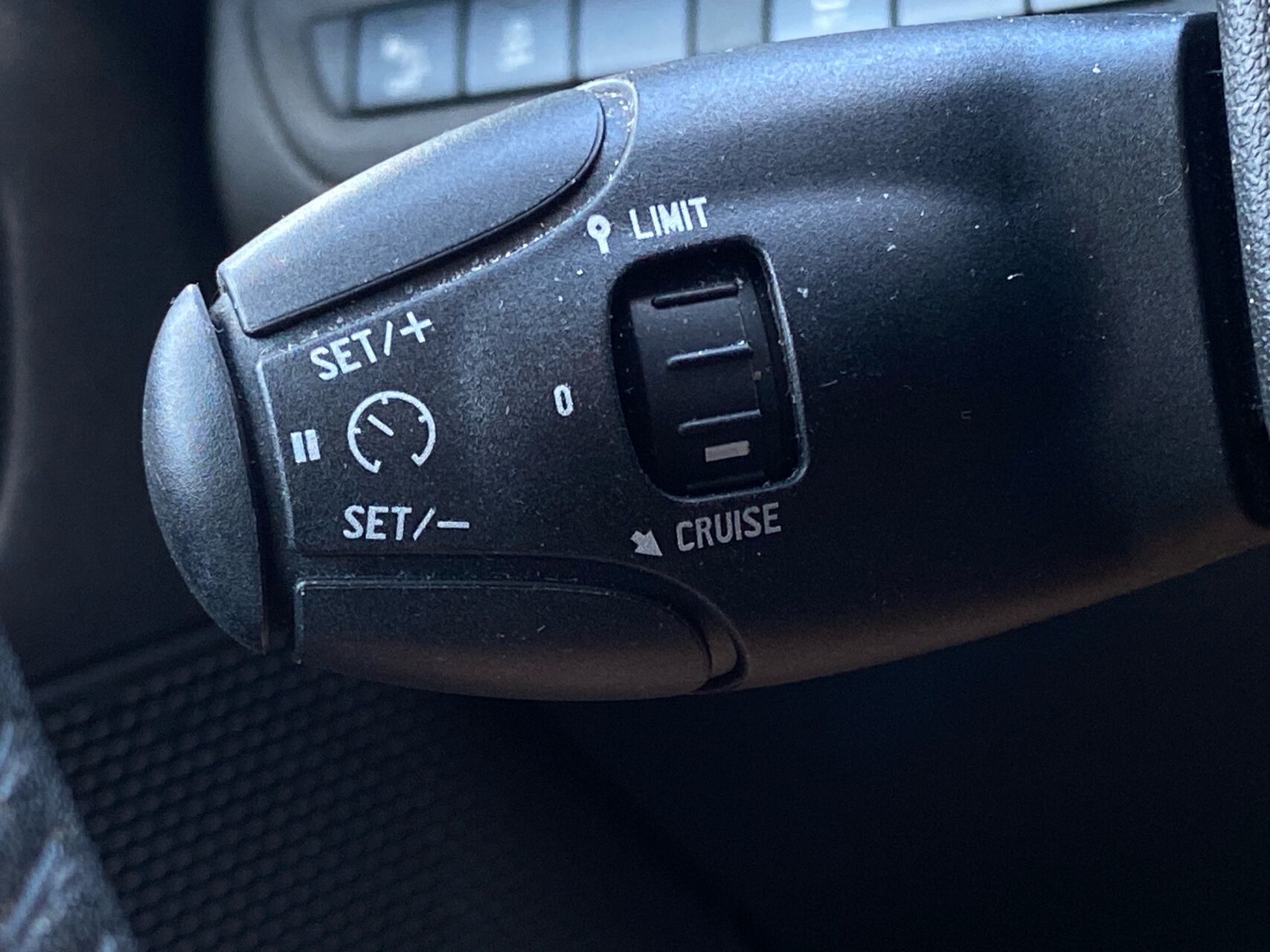 Billede af Peugeot 208 1,2 VTi Supreme 82HK 5d