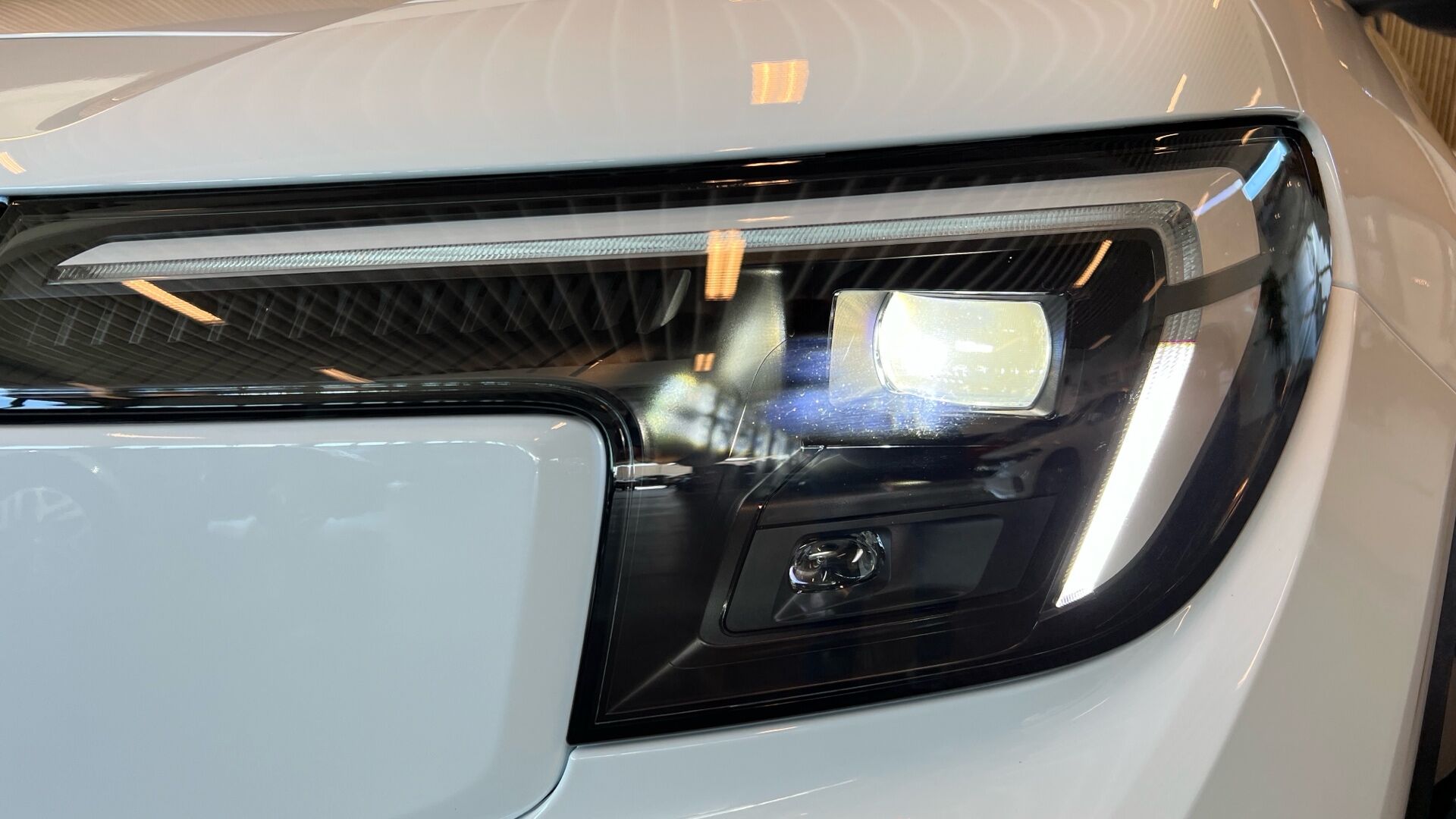 Billede af Ford Explorer EL UR Premium AWD 340HK 5d Aut.