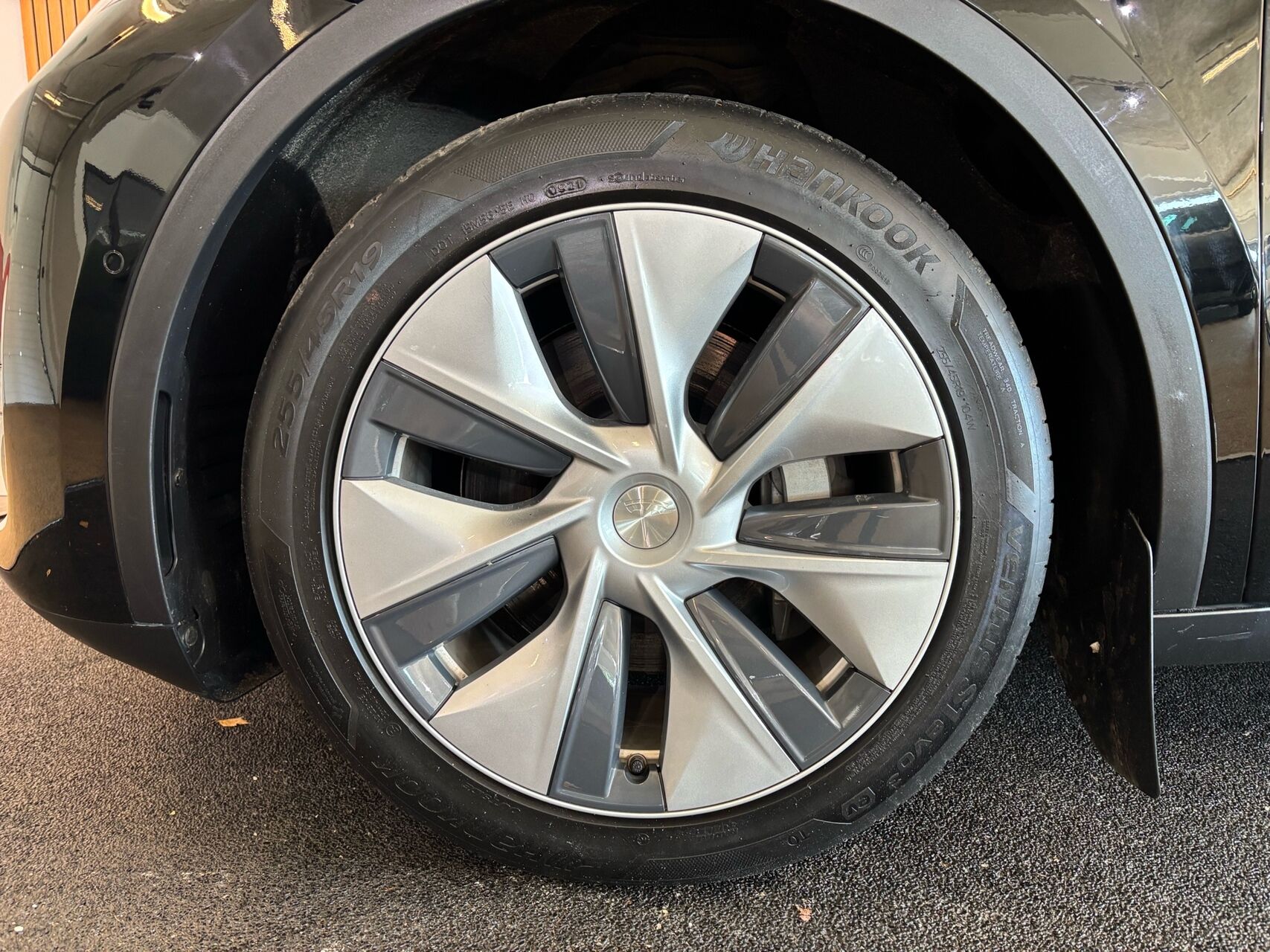 Billede af Tesla Model Y EL Long Range AWD 514HK 5d Aut.