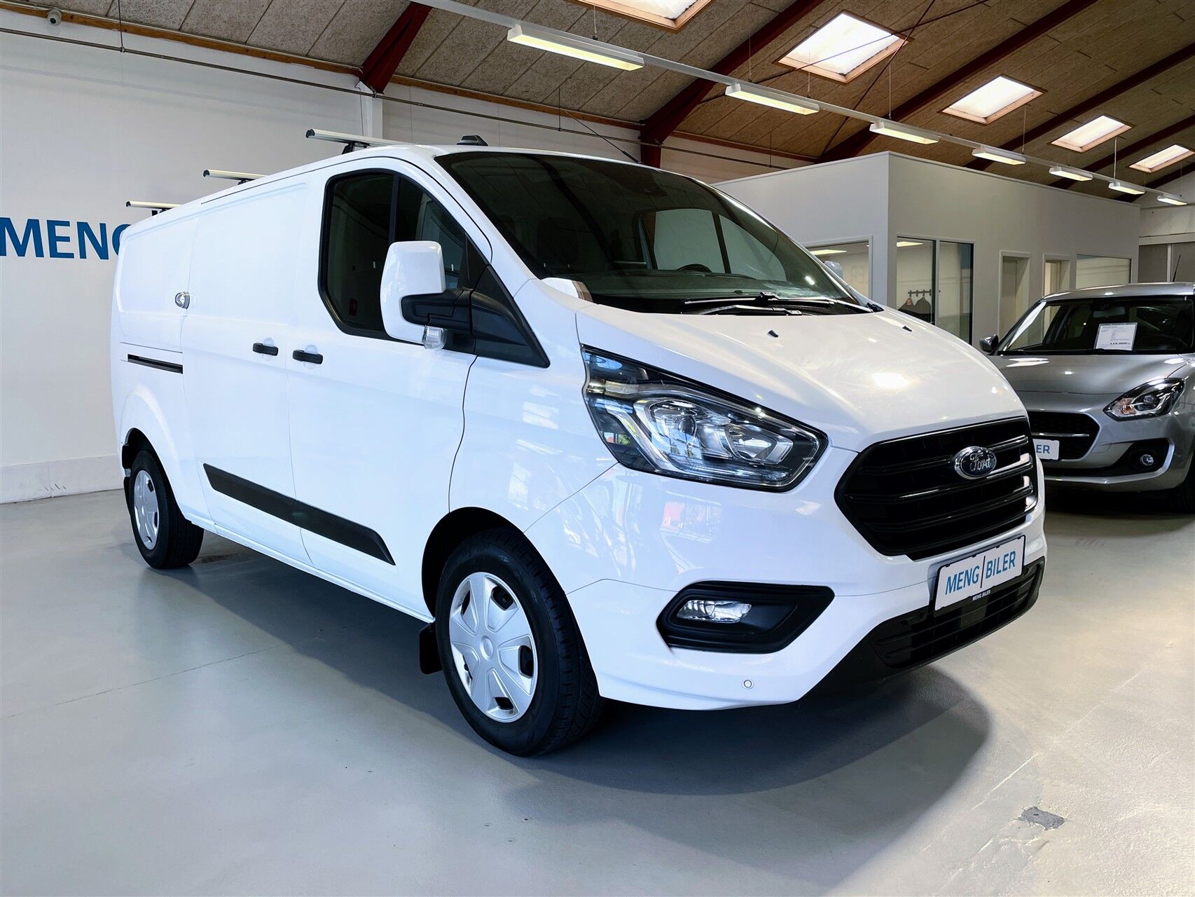 Billede af Ford Transit Custom 300 L2H1 2,0 TDCi Trend 130HK Van 6g Aut.