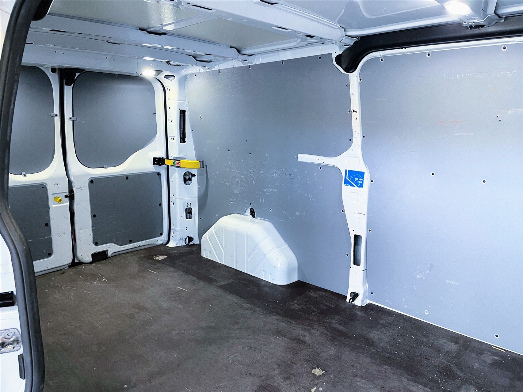 Billede af Ford Transit Custom 300 L2H1 2,0 TDCi Trend 130HK Van 6g Aut.