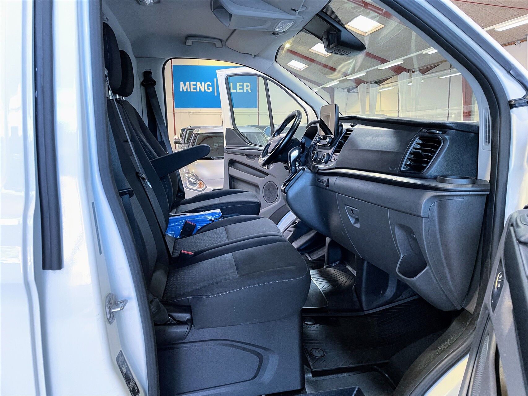 Billede af Ford Transit Custom 300 L2H1 2,0 TDCi Trend 130HK Van 6g Aut.