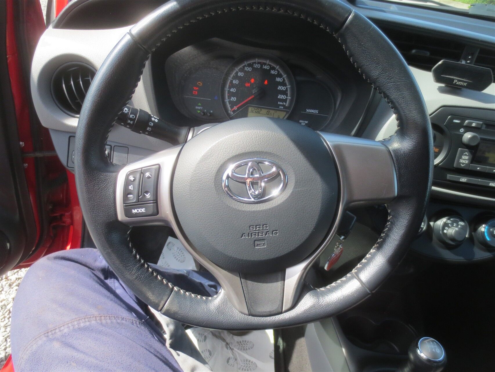 Billede af Toyota Yaris 1,0 VVT-I T1 Style Air 69HK 5d