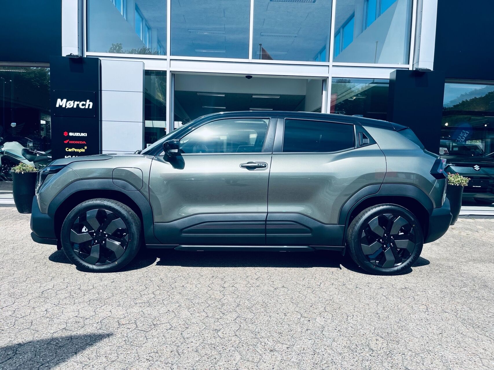 Billede af Suzuki e Vitara 61 Adventure