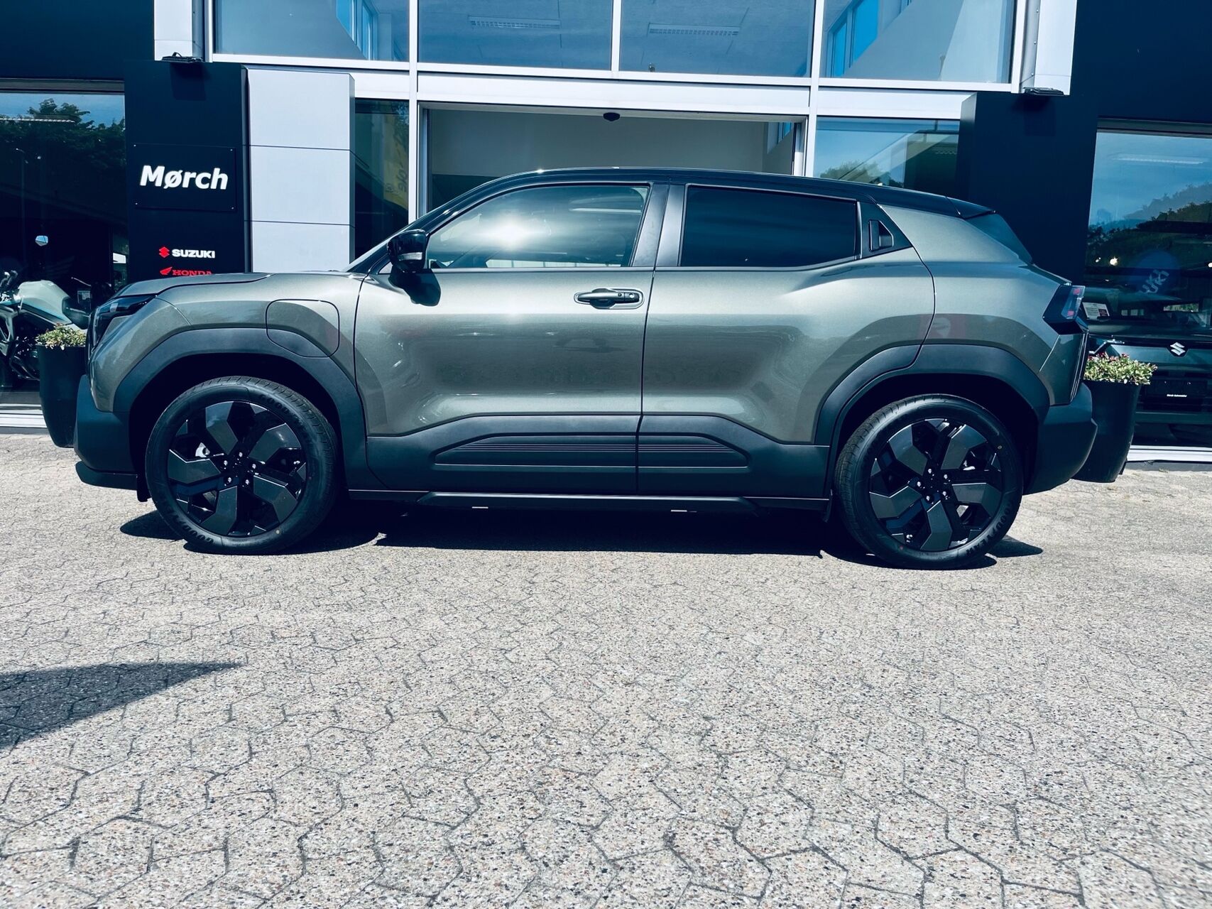 Billede af Suzuki e Vitara 61 Adventure