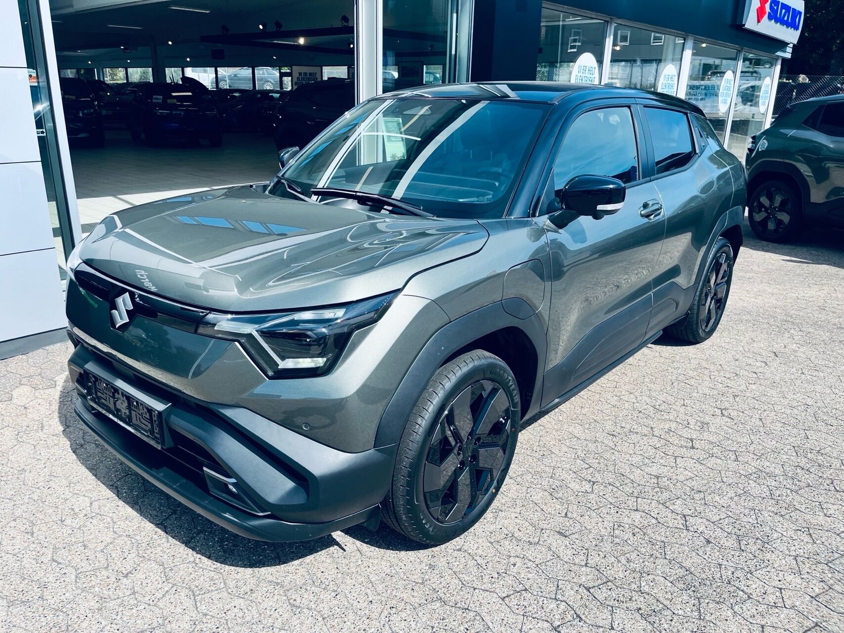 Billede af Suzuki e Vitara 61 Adventure