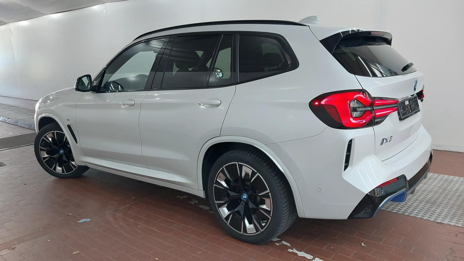 Billede af BMW iX3 EL M-Sport Charged Plus 286HK 5d Aut.