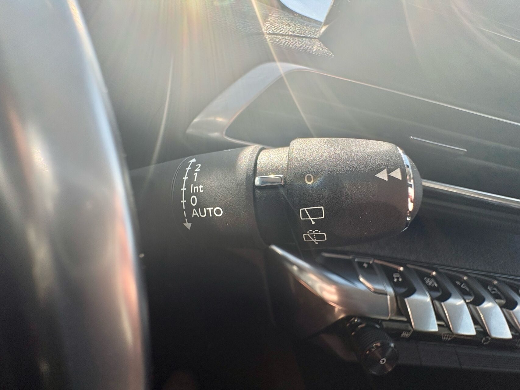 Billede af Peugeot 3008 1,6 PureTech  Plugin-hybrid Allure Pack EAT8 225HK 5d 8g Aut.