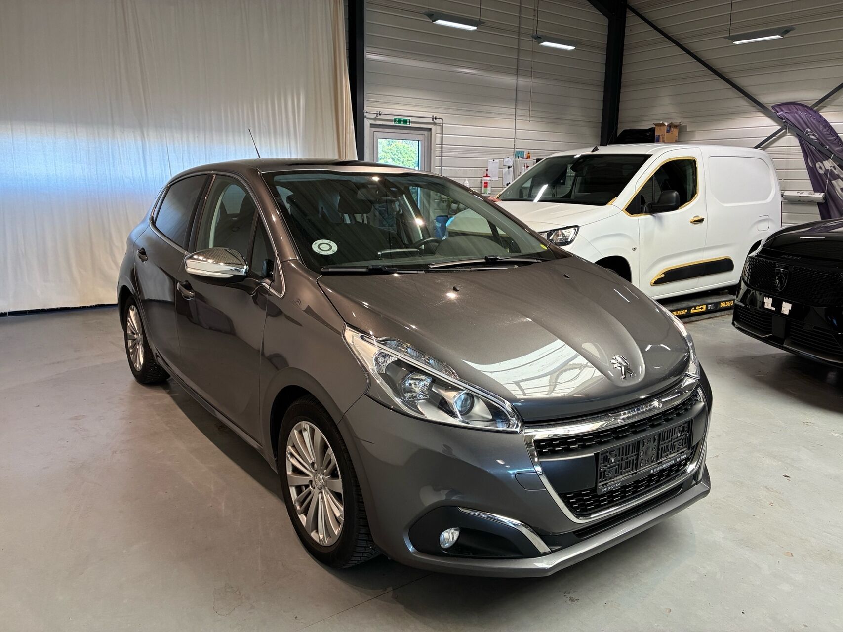 Billede af Peugeot 208 1,5 BlueHDi Prestige 100HK 5d