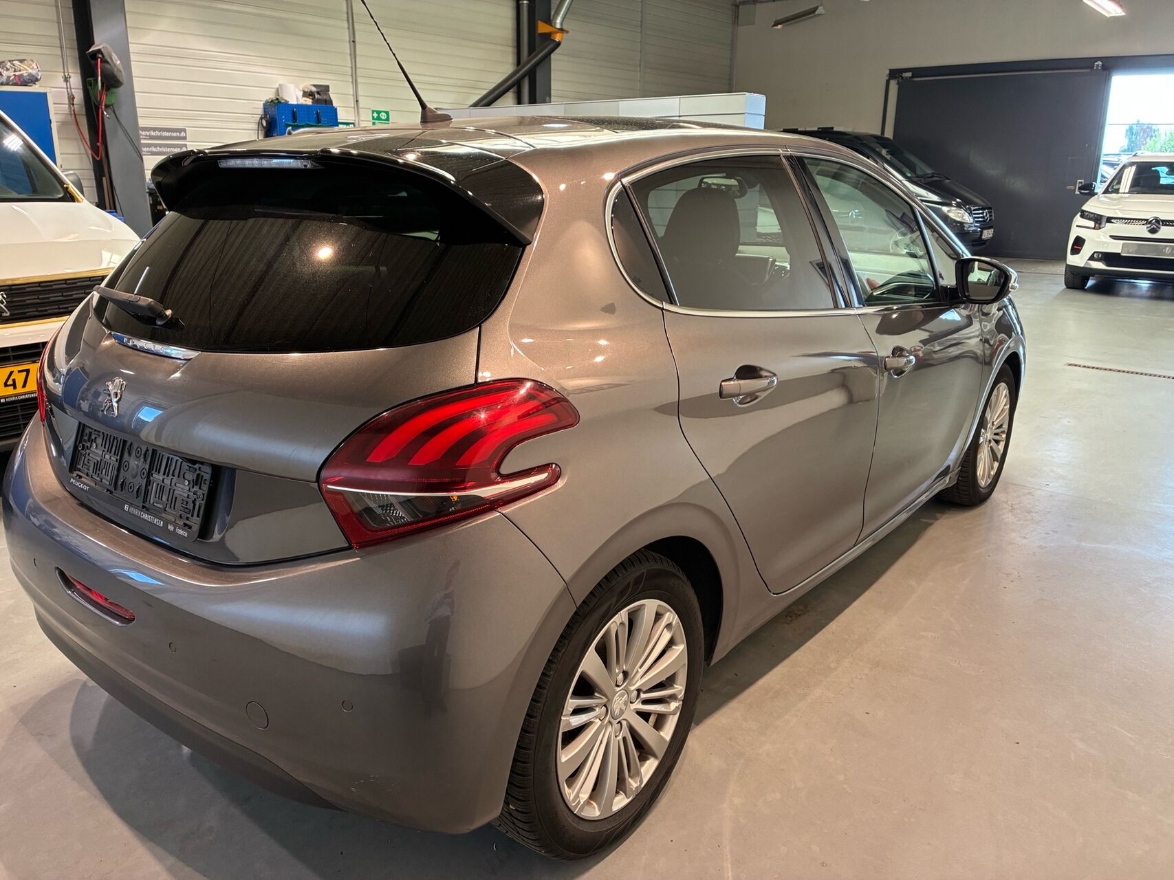 Billede af Peugeot 208 1,5 BlueHDi Prestige 100HK 5d
