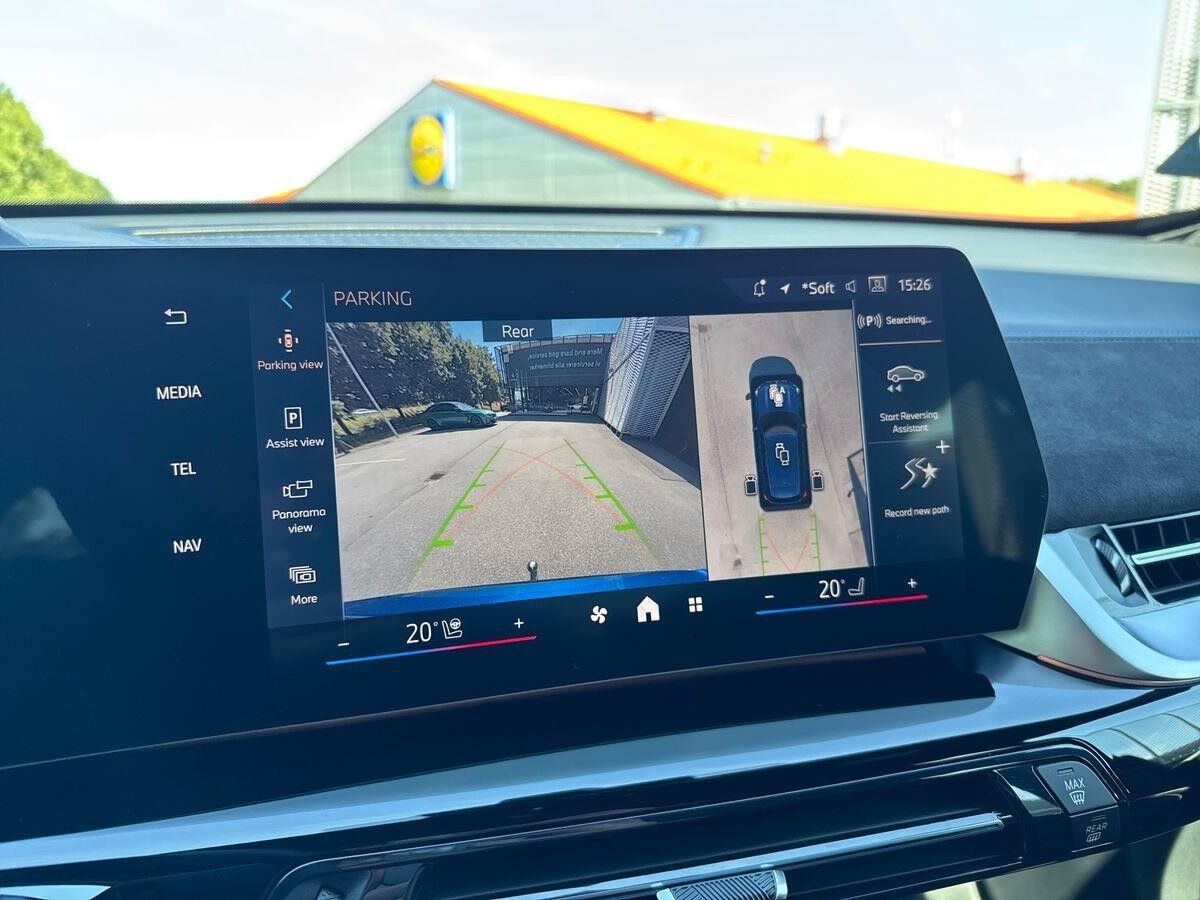 Billede af BMW iX1 eDrive20 EL Fully Charged 204HK 5d Aut.