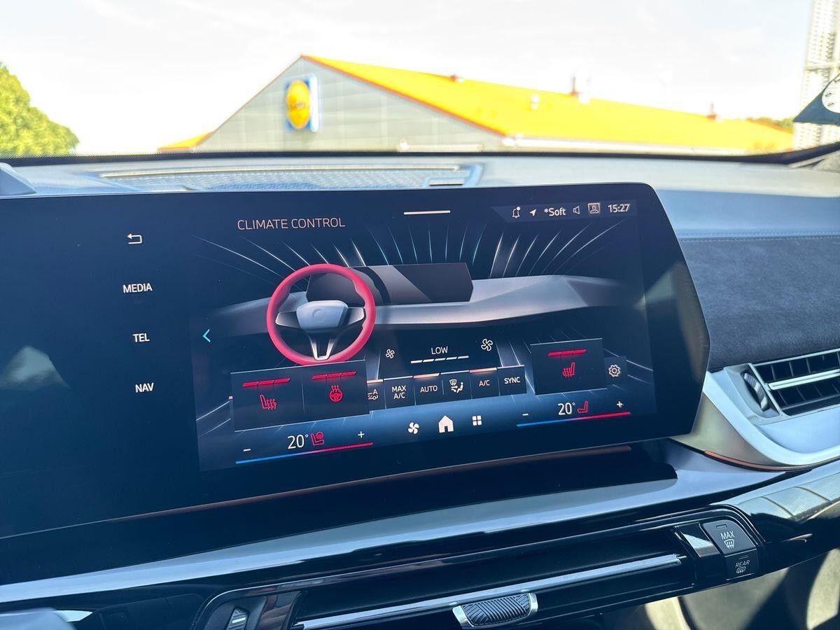 Billede af BMW iX1 eDrive20 EL Fully Charged 204HK 5d Aut.