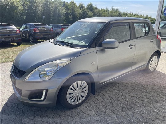 Suzuki Swift 1,2 Dualjet 16V Club 90HK 5d