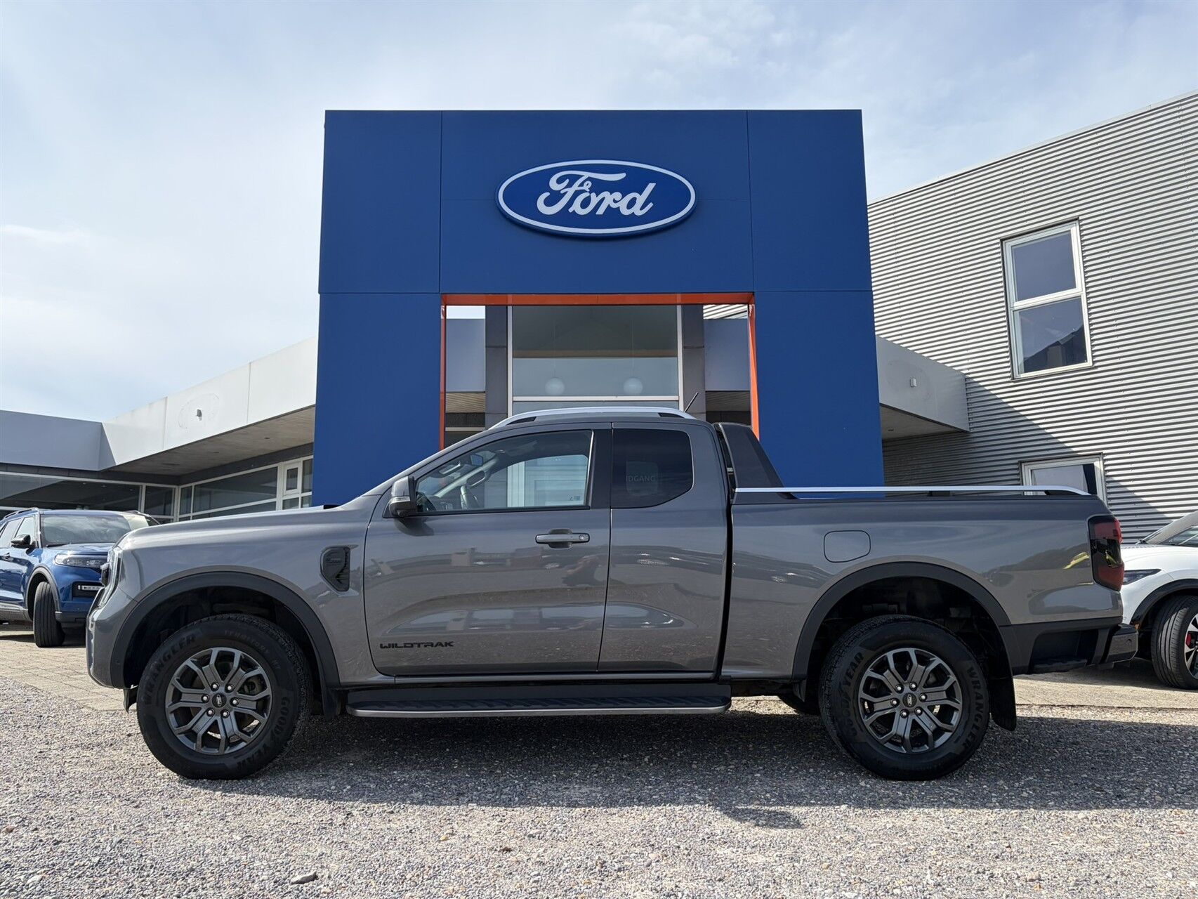 Billede af Ford Ranger Rab Cab 2,0 EcoBlue Wildtrak e-4WD 205HK Pick-Up 10g Aut.